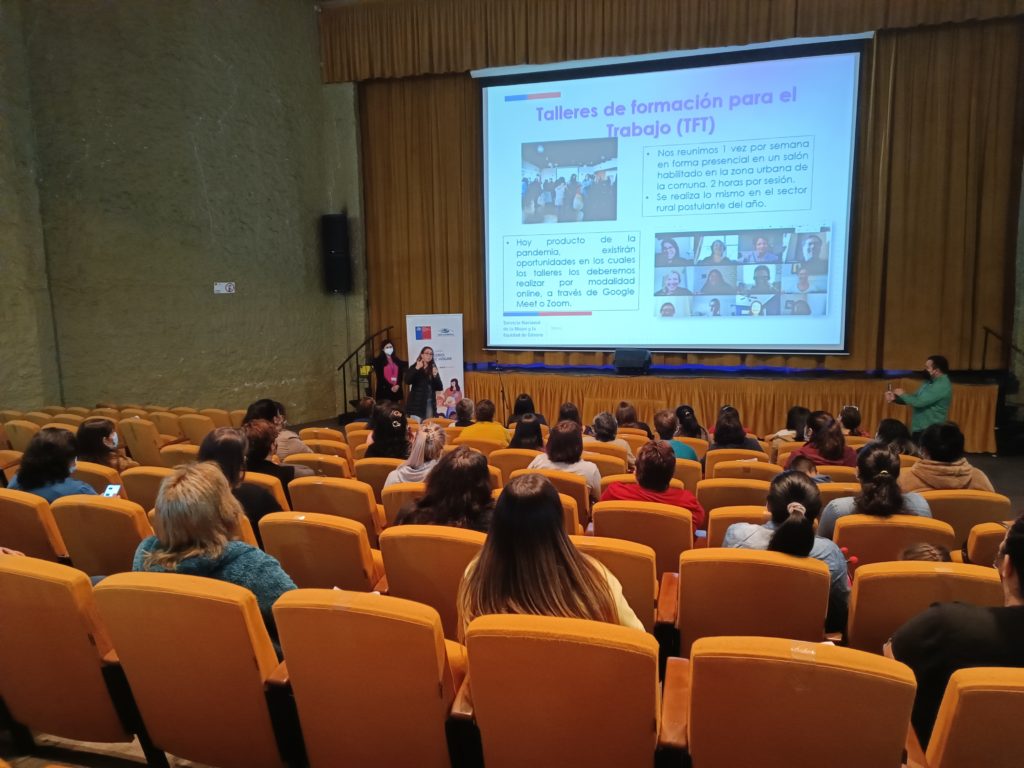 Con jornada informativa comenzó ejecución del programa Mujeres Jefas de Hogar 2022
