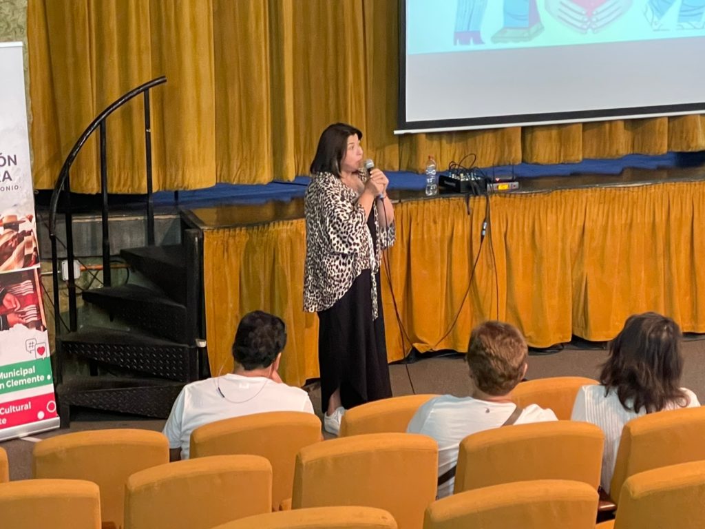 CHARLA SOBRE EL NUEVO CÓDIGO DE AGUAS EN SAN CLEMENTE